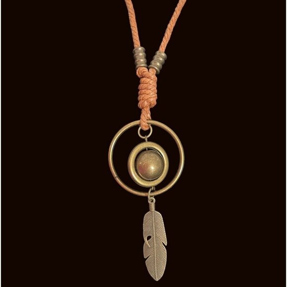 Anthropologie Tribal Woven Hemp Feather Charm Statement Necklace Boho Western‎ - Picture 2 of 3